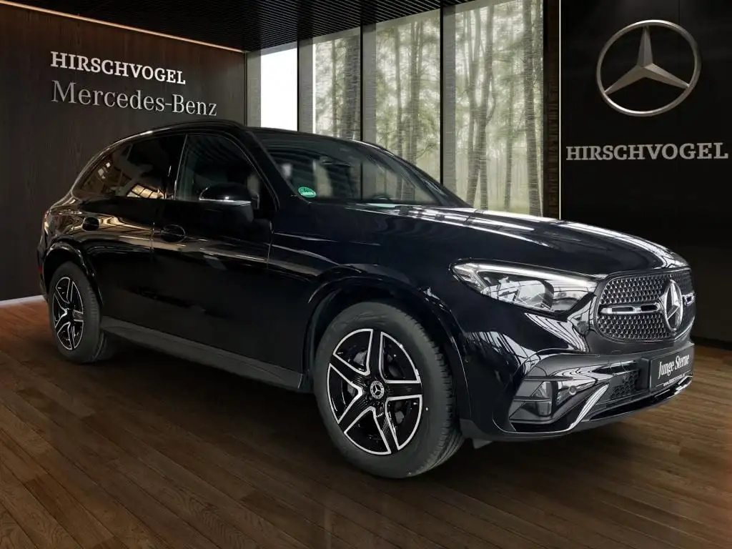 Mercedes Benz GLC Class 2023