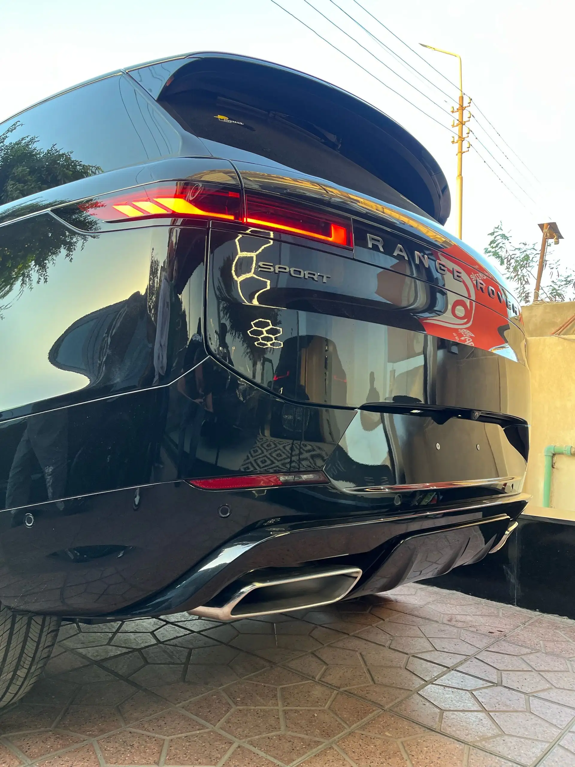 لاند روفر رينج روفر 2025