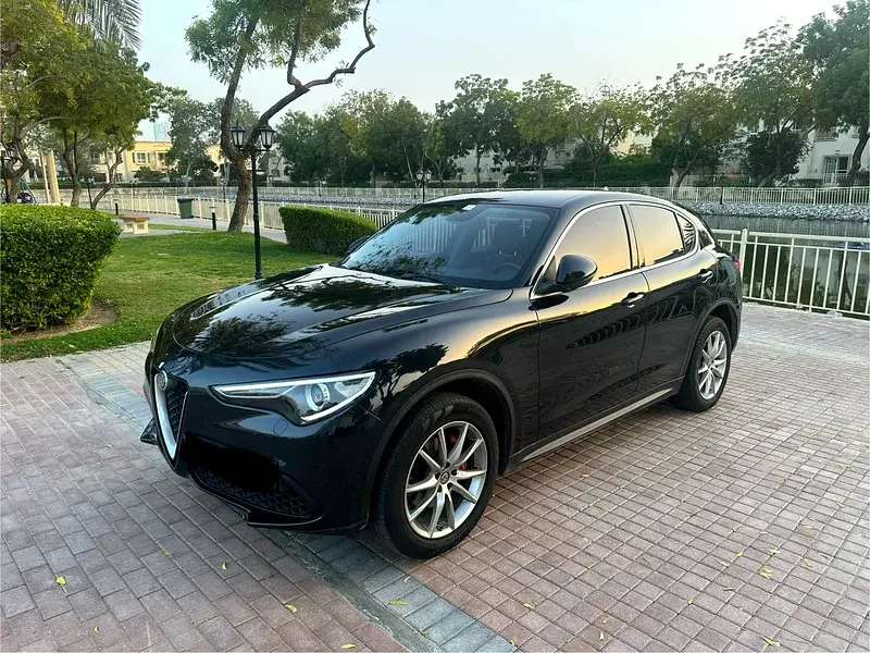 ألفا روميو ستيلفيو 2019