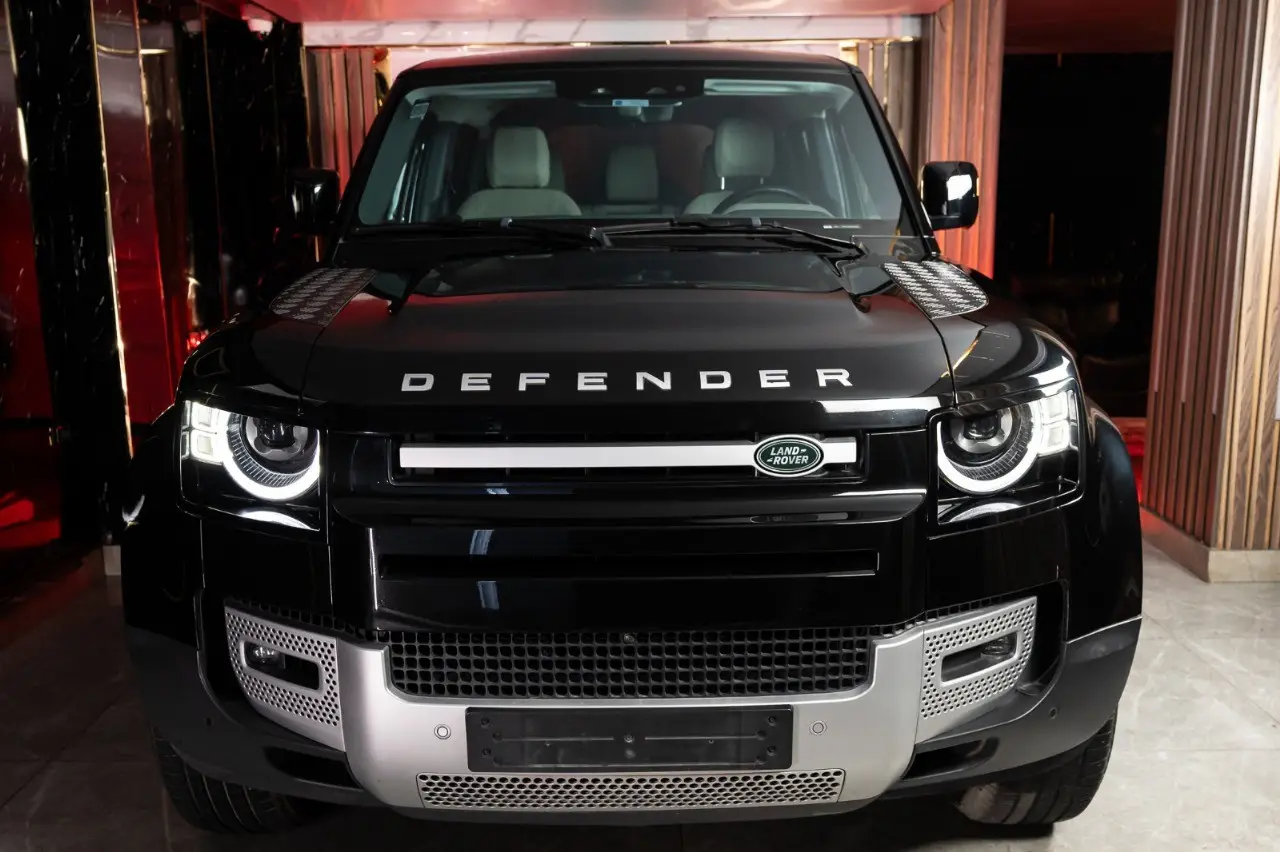 لاند روفر ديفندر 2021