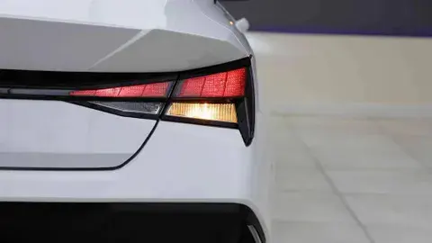 هيونداي إلنترا 2025 الجديد