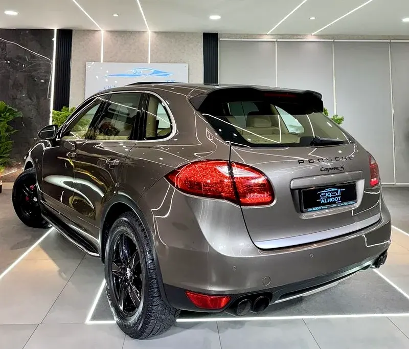Porsche Cayenne 2012