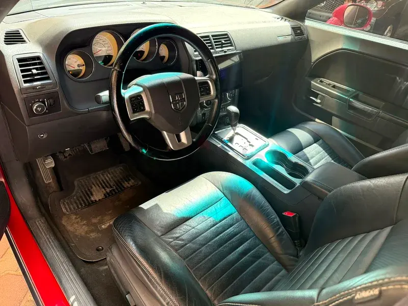 Dodge Challenger 2013