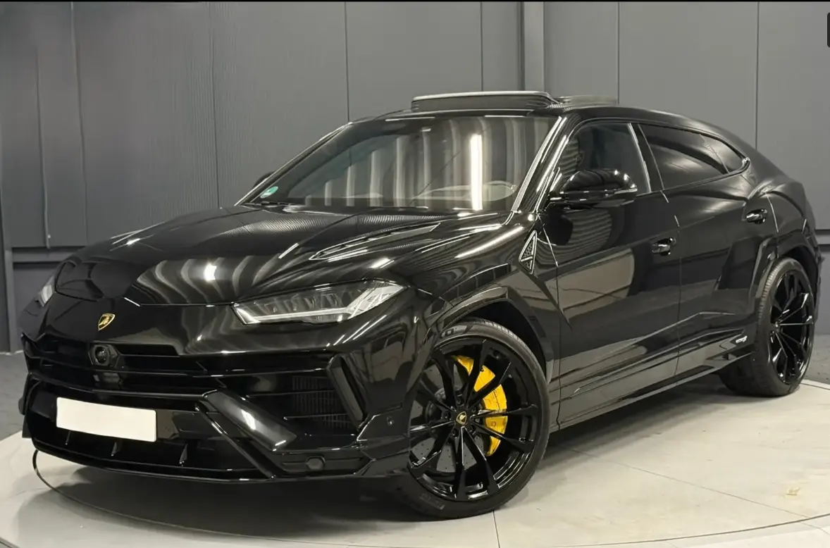 لامبورغيني اوروس 2025