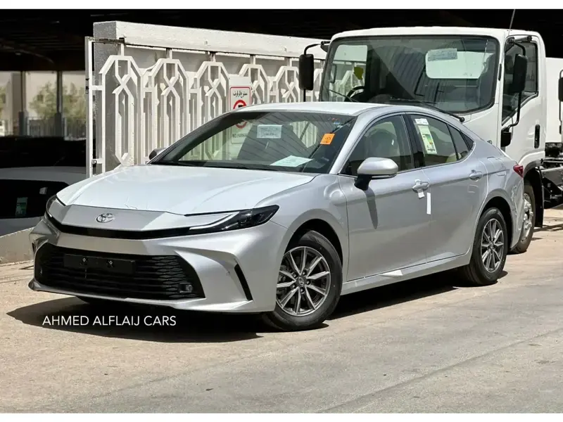 Toyota Camry 2025