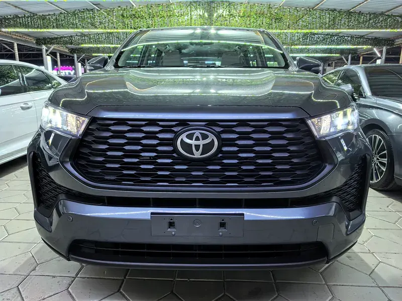 تويوتا اينوفا 2025