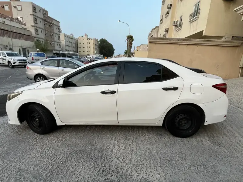 تويوتا كورولا 2014
