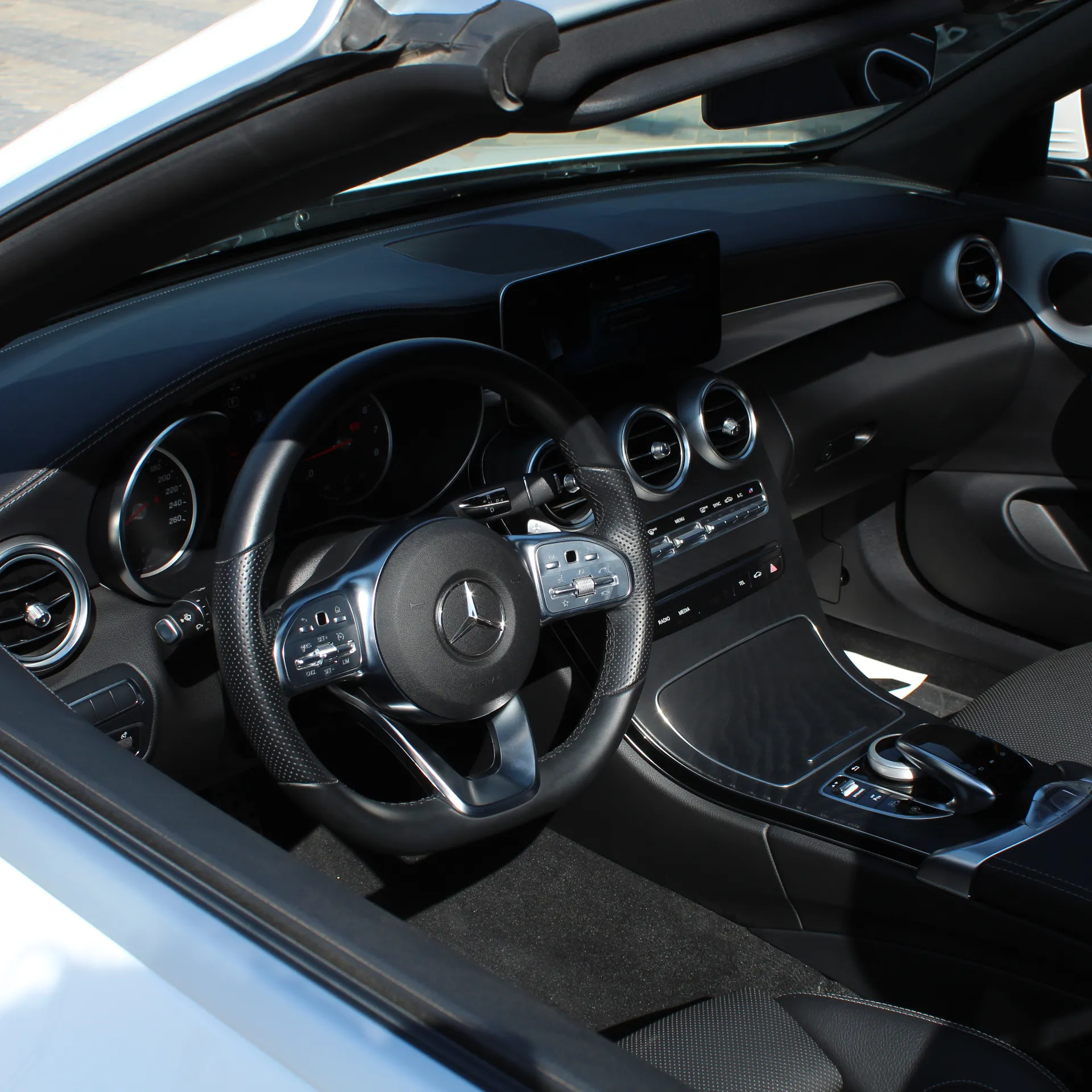 Mercedes Benz C Class 2023