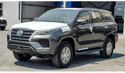 تويوتا فورتونر FORTUNER 2.7L 4WD 2024 0KM