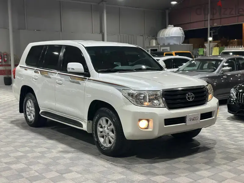 Toyota Land Cruiser 2013