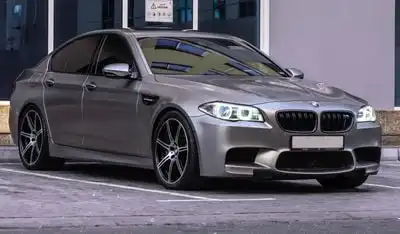 BMW M5 30 Jahre edition 4.4L