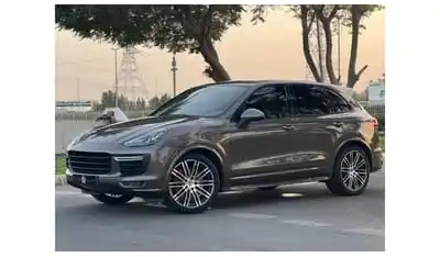 بورش كايان PORSCHE CAYENNE GTS 2016 GCC IN PERFECT CONDITION