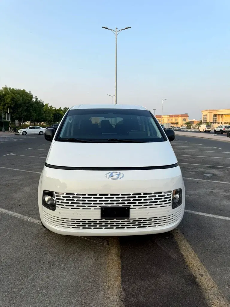 Hyundai Staria 2022