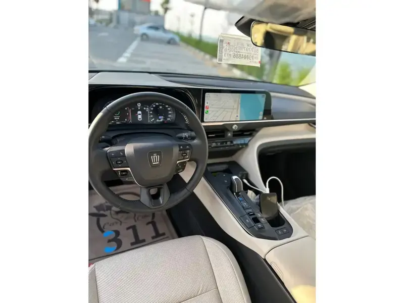 Toyota Crown 2023