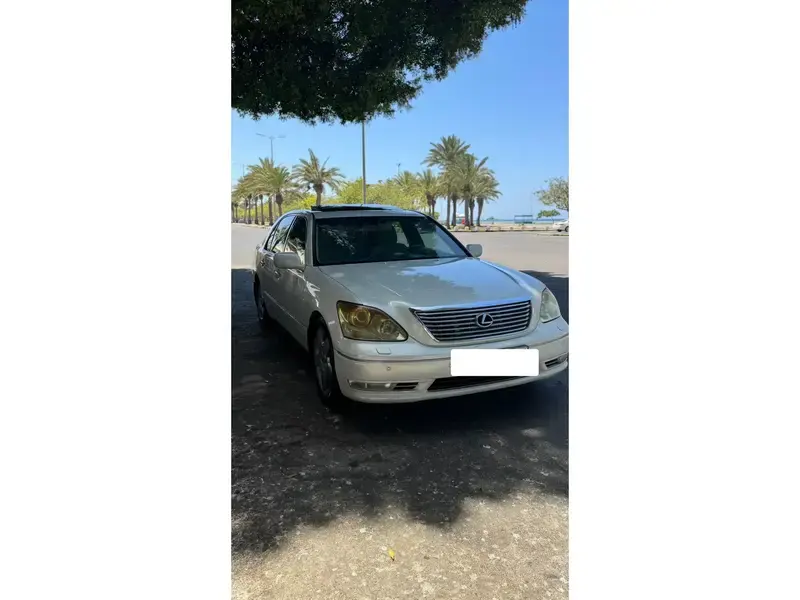 لكزس LS 2005