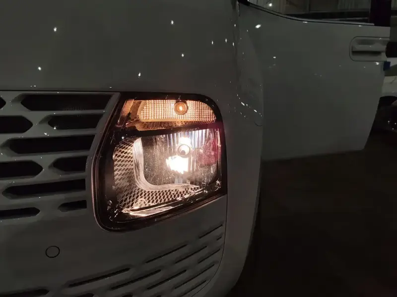 هيونداي ستاريا 2025