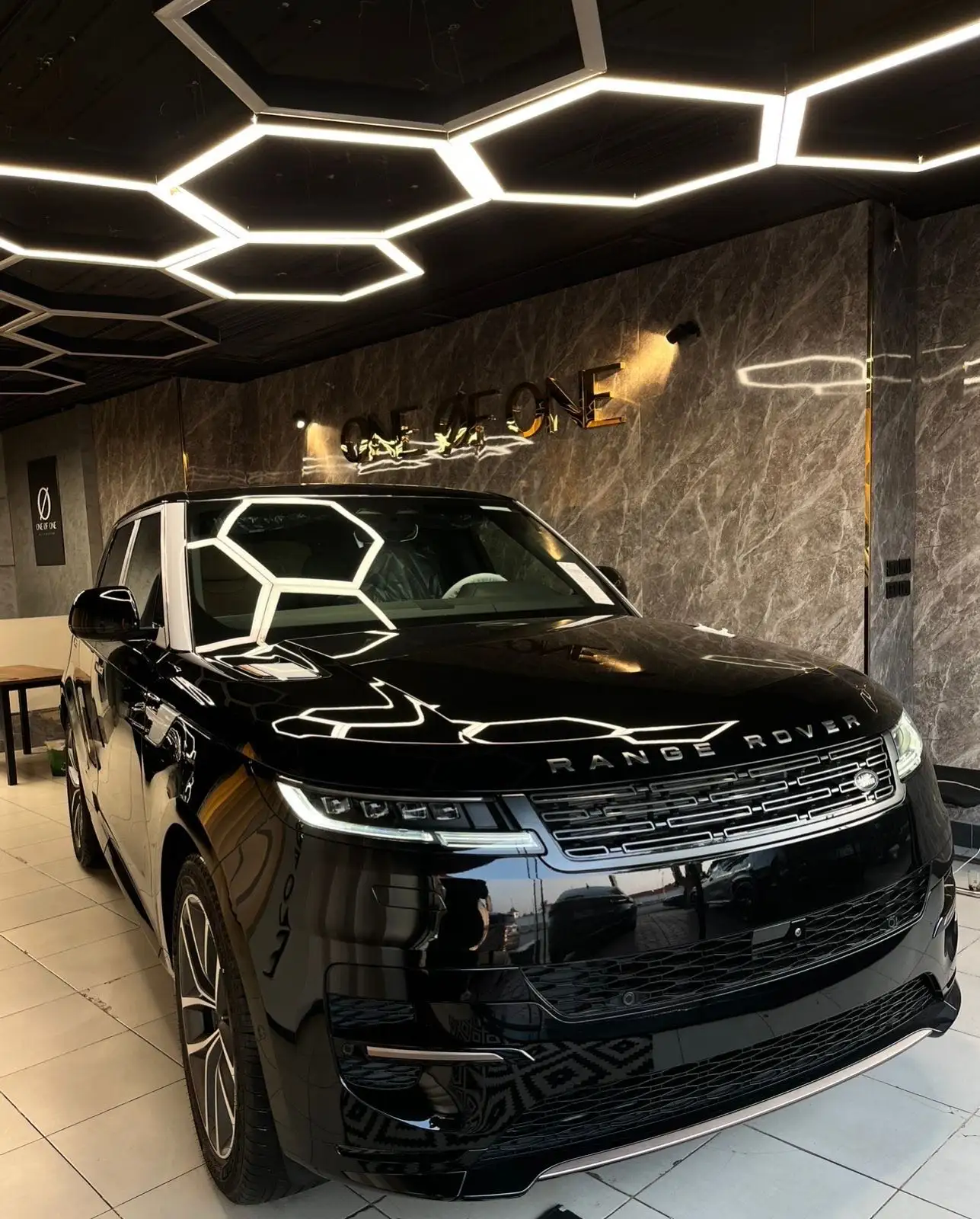 لاند روفر رينج روفر 2025