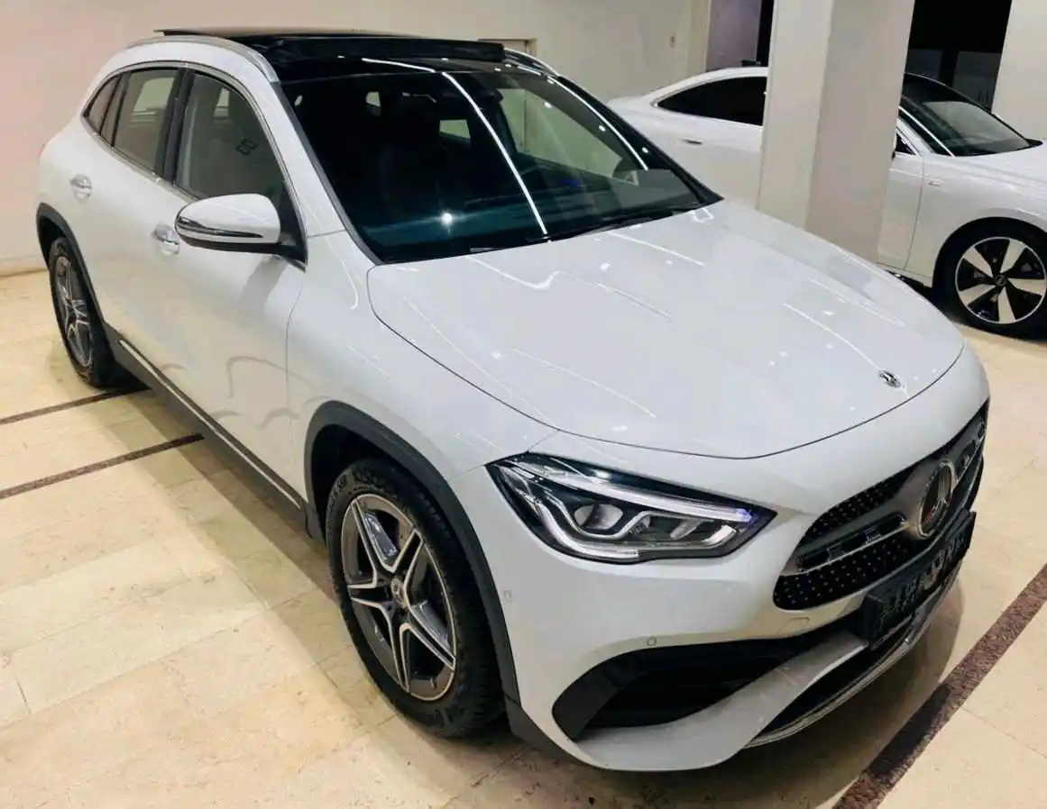 مرسيدس بنز GLA Class 2023