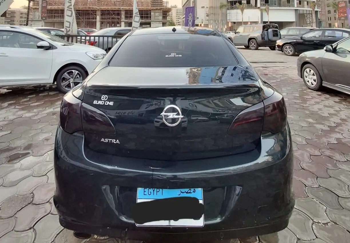 أوبل أسترا 2020