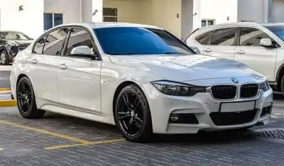 بي أم دبليو 330i Exclusive M Sport 2.0L - Full Service History