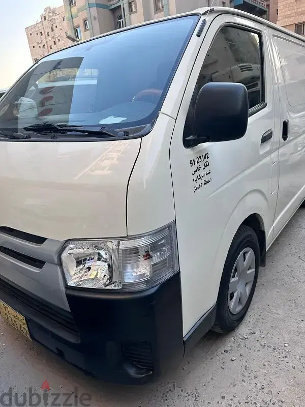 Toyota Hiace 2015