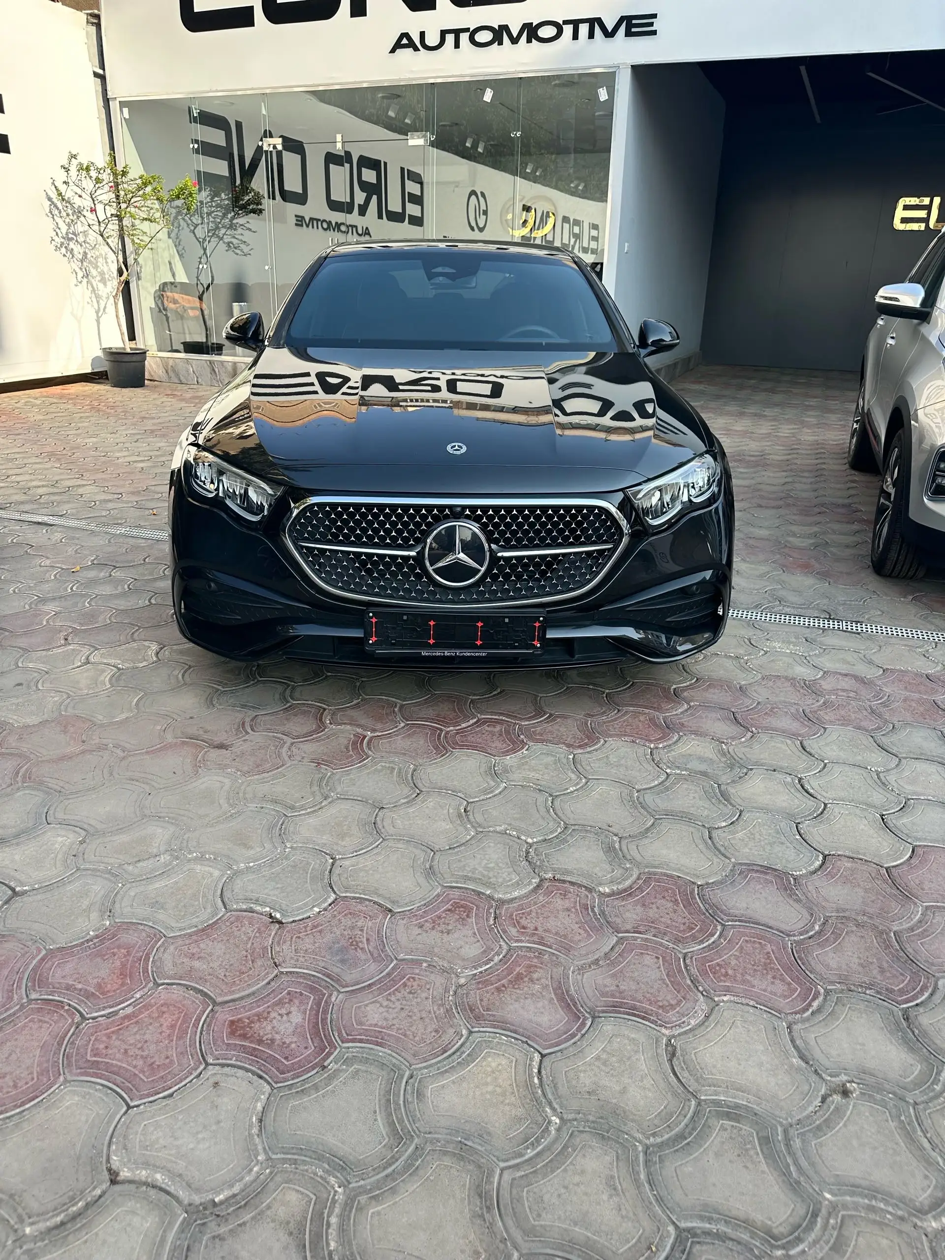 مرسيدس بنز E Class 2024