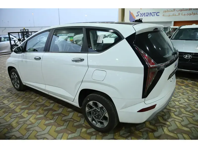 هيونداي ستارجيزر سمارت 2025