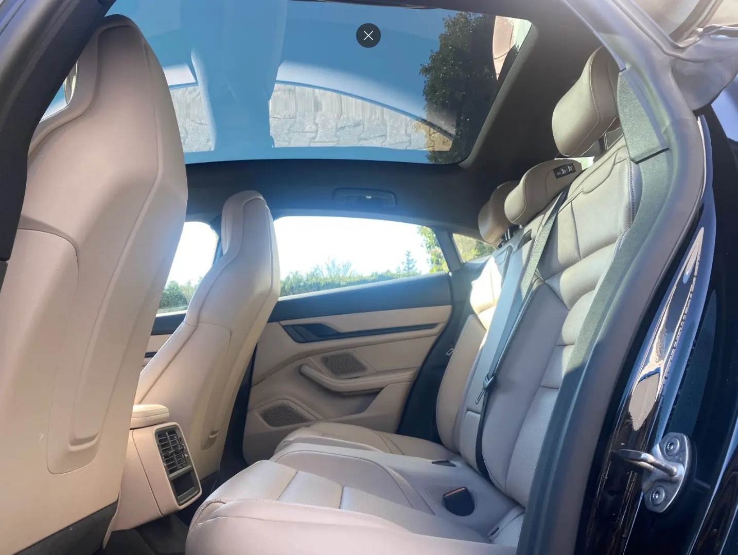 بورش تايكان 2022