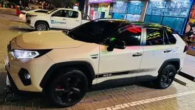 تويوتا راف ٤ Limited 2.5 hybrid