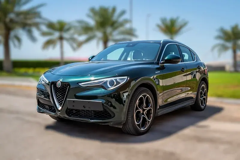 ألفا روميو ستيلفيو 2020