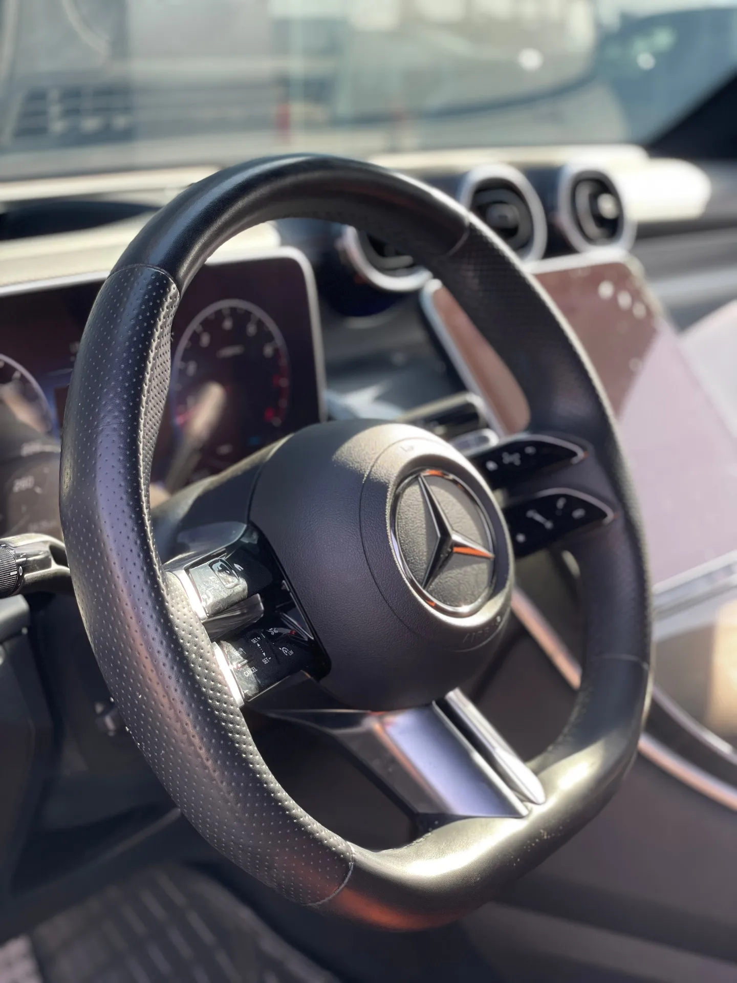 Mercedes Benz GLC Class 2024