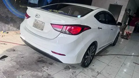 Hyundai Elantra 2016