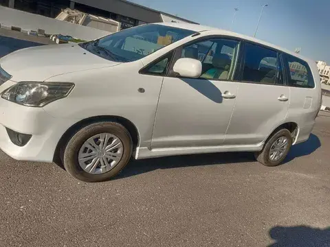 Toyota Innova 2013
