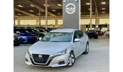 نيسان ألتيما V4 2.5L / LOW MILEAGE / APPLE - ANDROID AUTO / IN PERFECT CONDITION