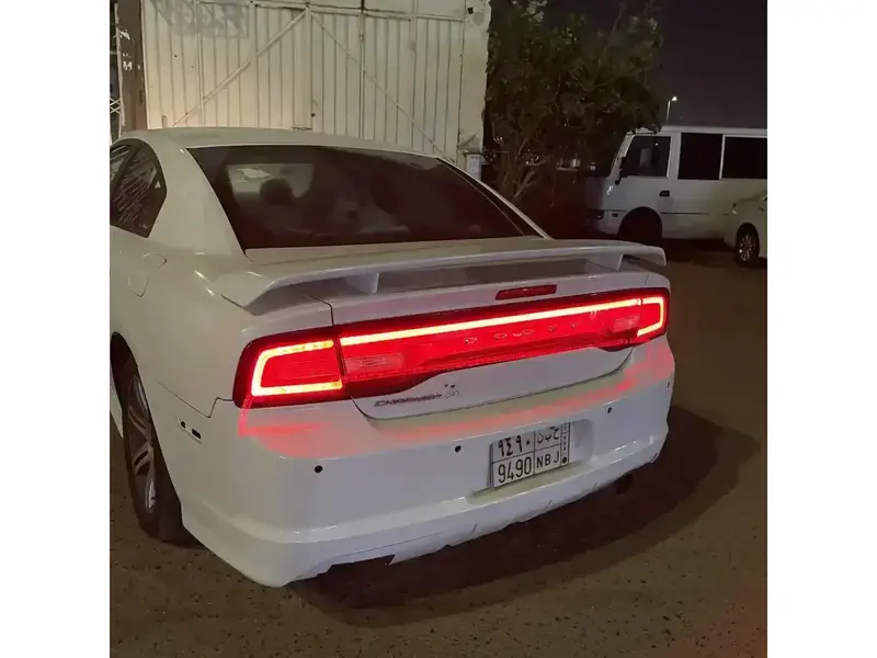 دودج تشارجر 2013