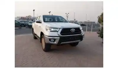 Toyota Hilux 4X4 A/T 2.4L Diesel white color double cabin 2023 model only for Export