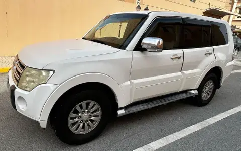 Mitsubishi Pajero 3.5L GLS 5 Door 2010
