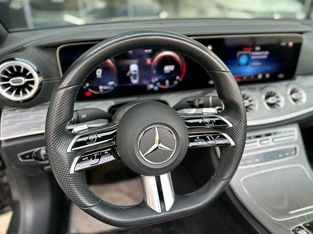 Mercedes Benz E Class 2022