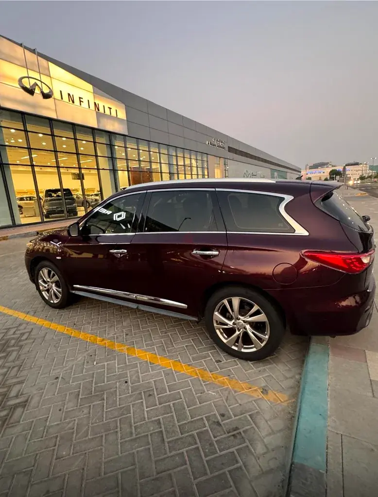 إنفينيتي QX60 2015