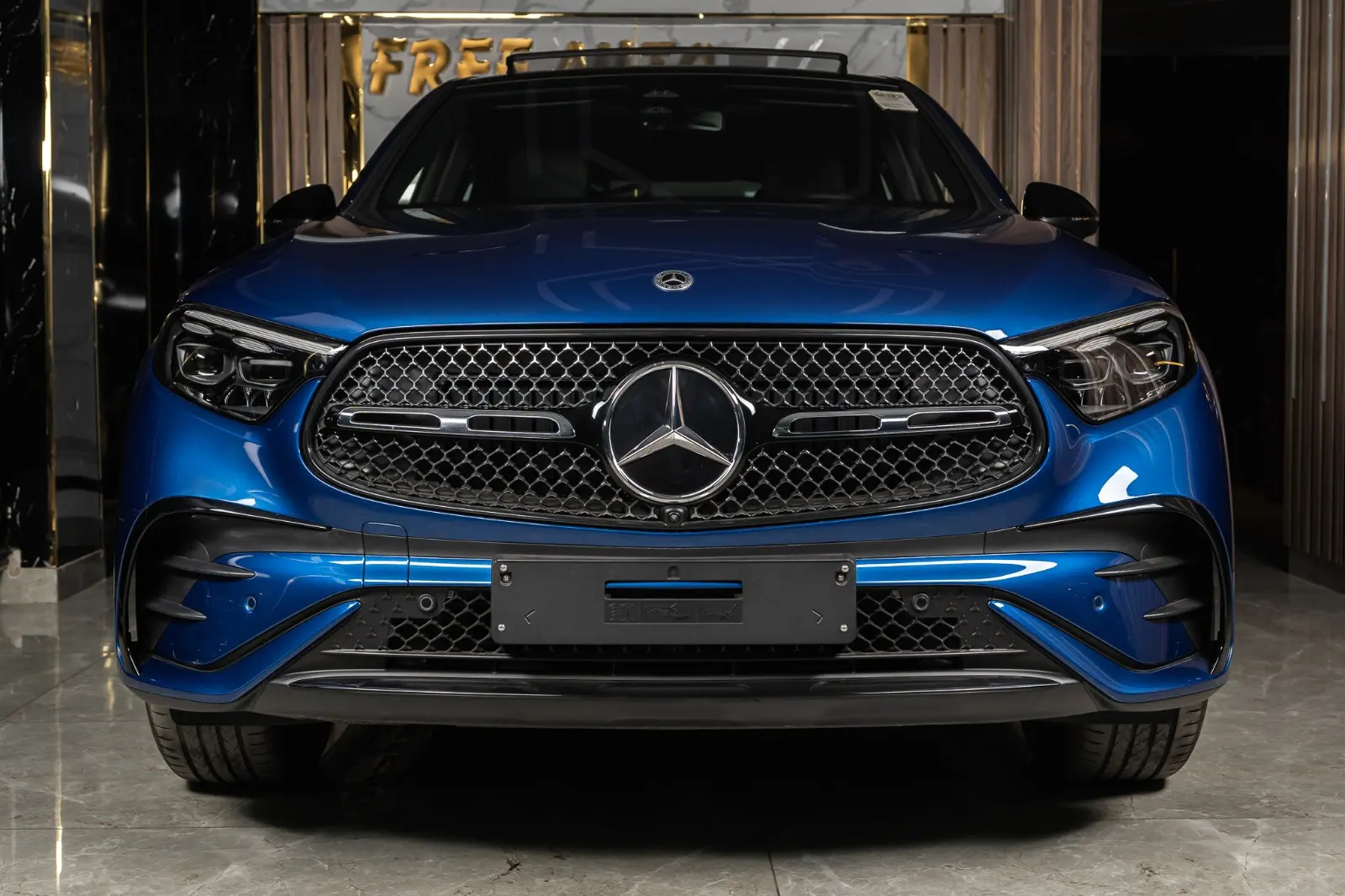 Mercedes Benz GLC Class 2024