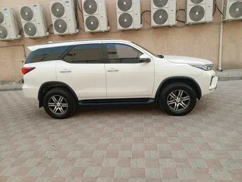 Toyota Fortuner 2022