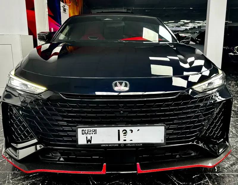 شانجان UNI-V 2025