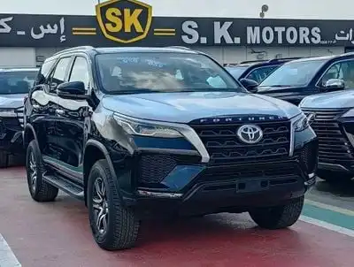 تويوتا فورتونر 2.7L  Petrol /  AUTO A.C / 4WD / High Option (CODE # 30585)