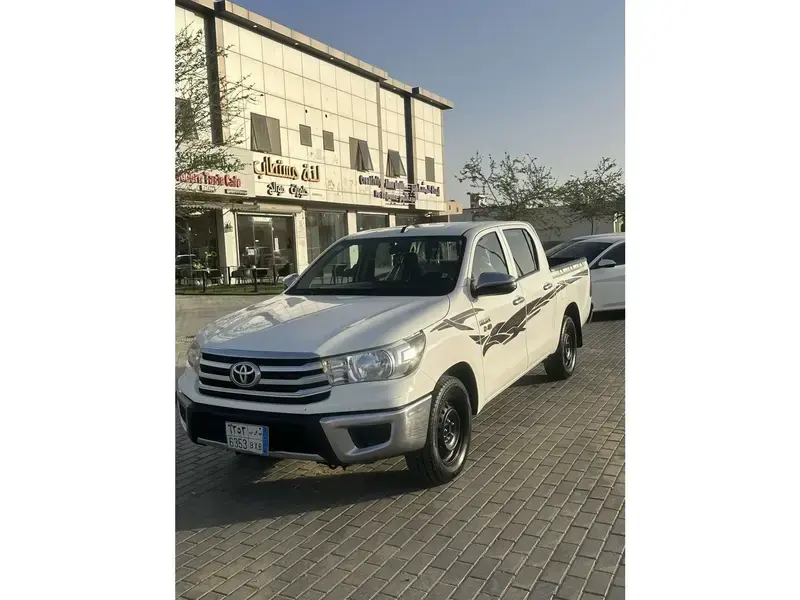 تويوتا هايلكس 2022
