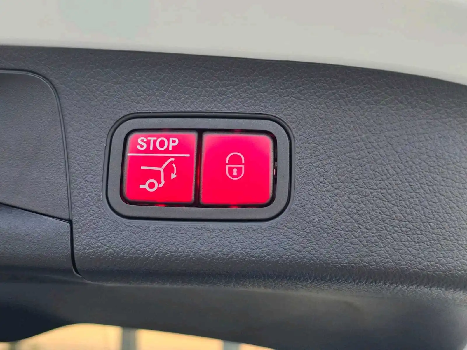 Mercedes Benz C Class 2023