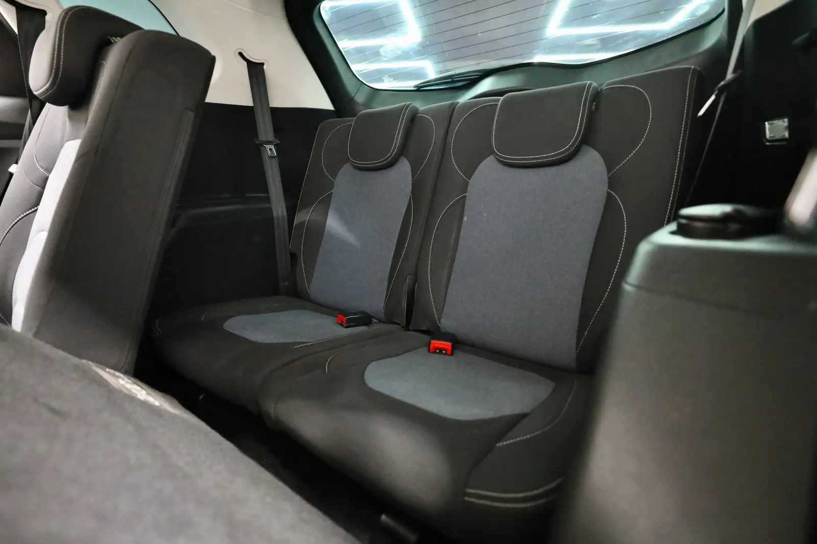 GCC | 1.5L | 7 Seater | 750 AED Monthly Installment | Free Insurance and Registration