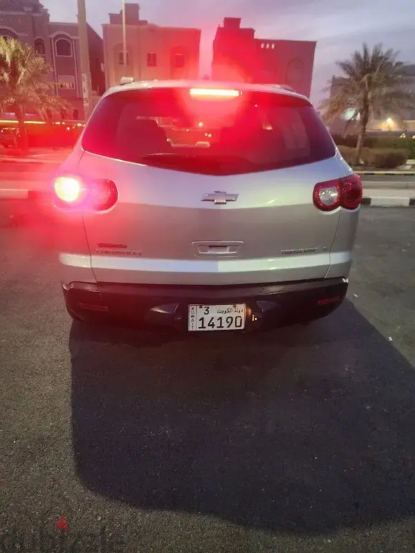 شيفروليه ترافيرس 2012