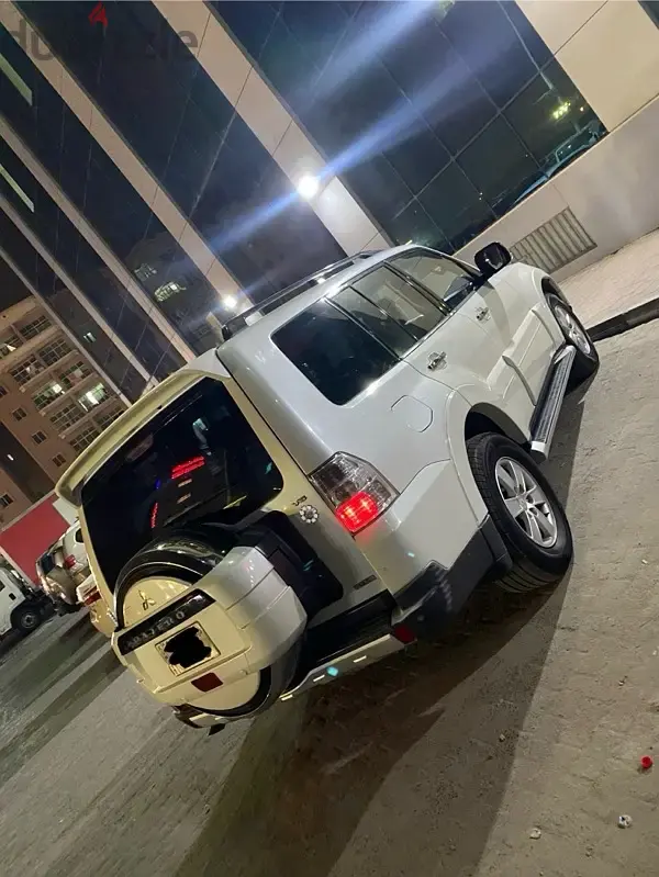 Mitsubishi Pajero 2008