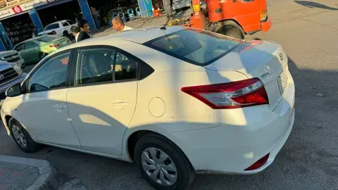 تويوتا يارس 2017