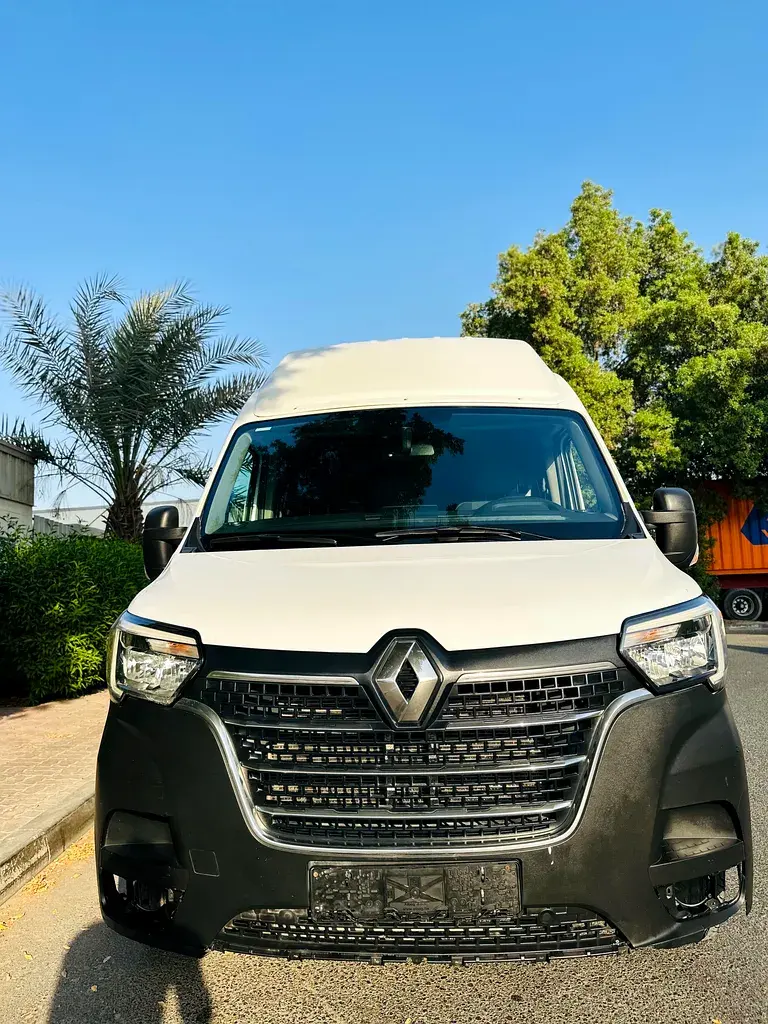 رينو ماستر 2021